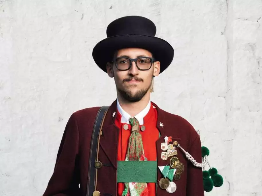 Leitsatz & Grußworte des Obmanns